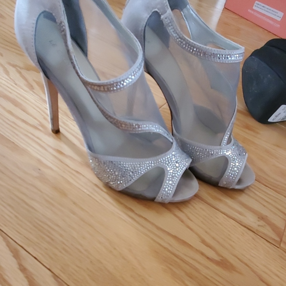 Fancy Heels - Picture 2 of 3